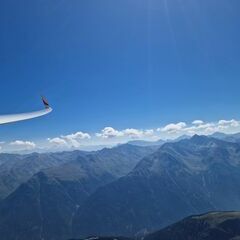 Flugwegposition um 10:46:30: Aufgenommen in der Nähe von Gemeinde Pettneu am Arlberg, Österreich in 2822 Meter